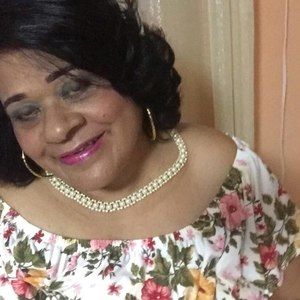 Meet your Posher, Nilsa